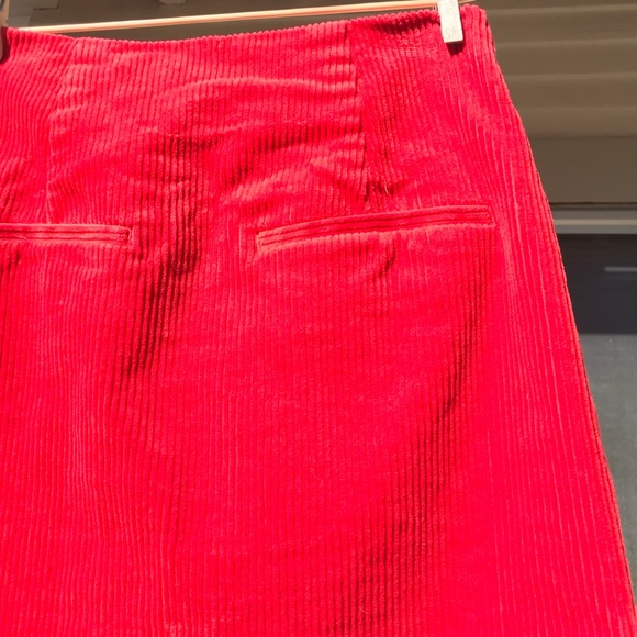 Red corduroy pencil skirt - Picture 6 of 10